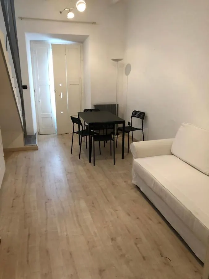 Charming 1-Bed Apartment In Milano