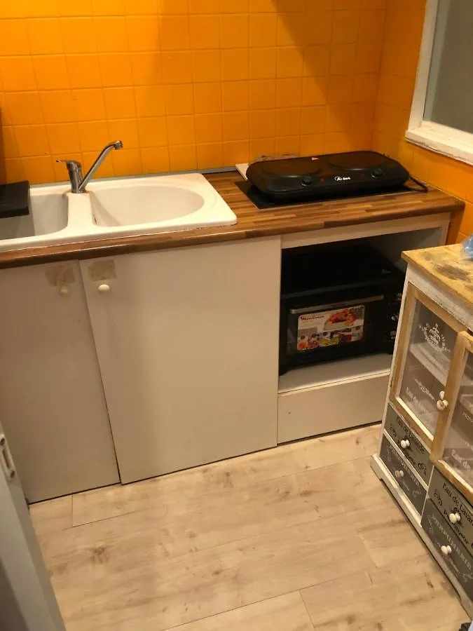 Charming 1-Bed Apartment In Milano