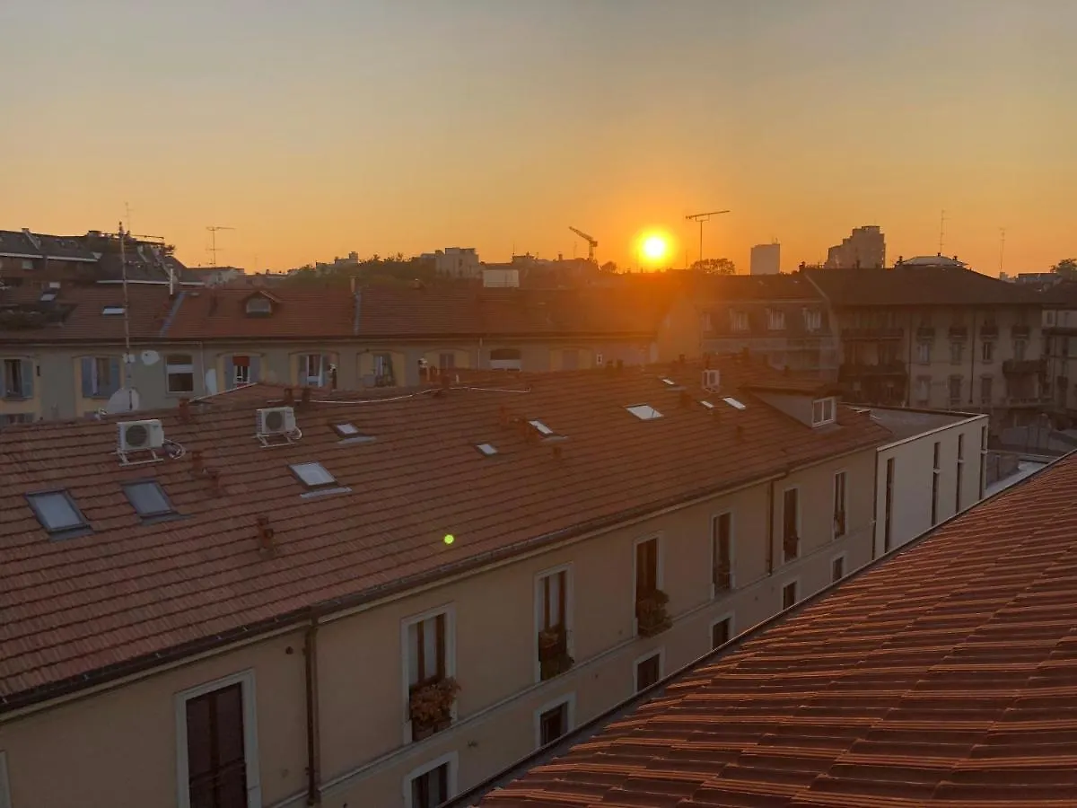 Charming 1-Bed Apartment In Milano