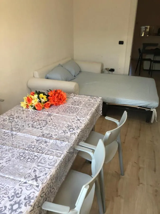 Charming 1-Bed Apartment In Milano 0*, Milan Italy